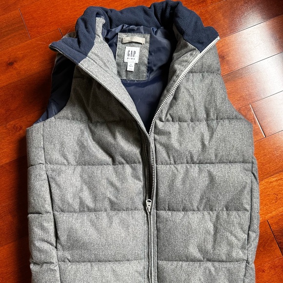 GAP kids gray puffer vest EUC (xl) - Picture 1 of 6